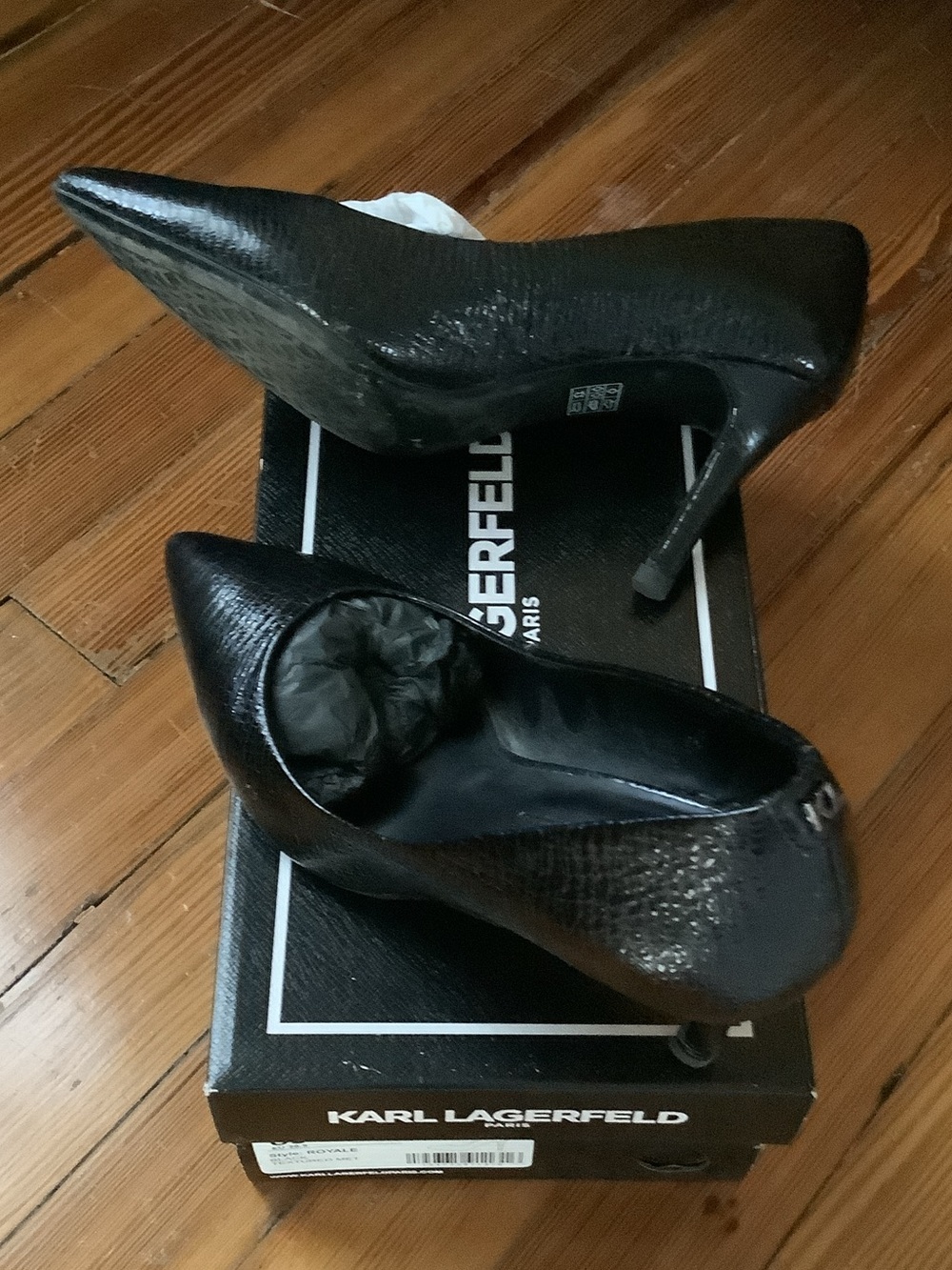 Karl Lagerfeld Black Pointed Toe Stiletto Heels